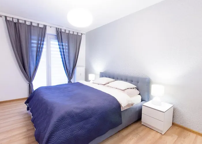 Апартаменти Blue Coast Solna 11c/305