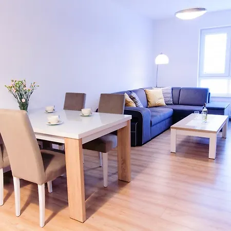 Blue Coast Solna 11c/305 Apartment *